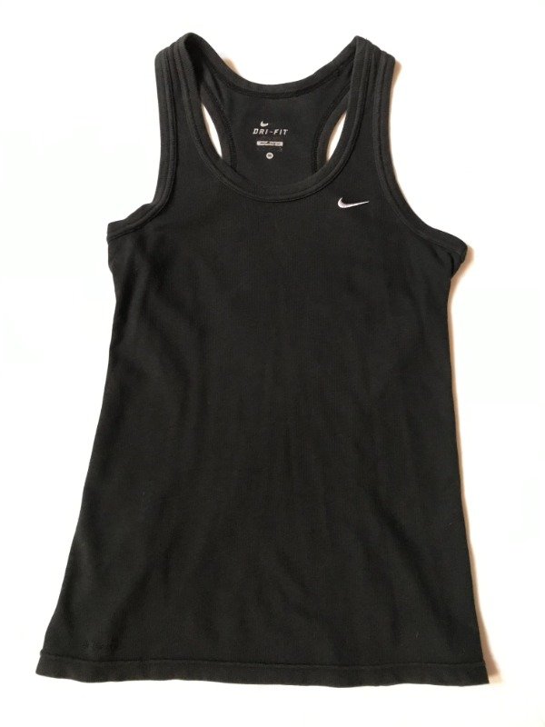 Producto - Y2K Nike tank top.