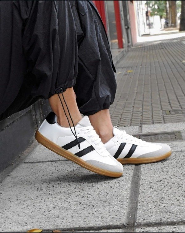 Producto - Zapatilla Zamba Blanco/negro