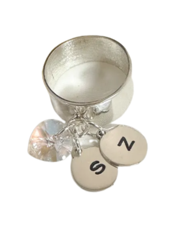 Producto - Anillo CINTA 10MM CON MEDALLA Y CRISTAL COLGANTE