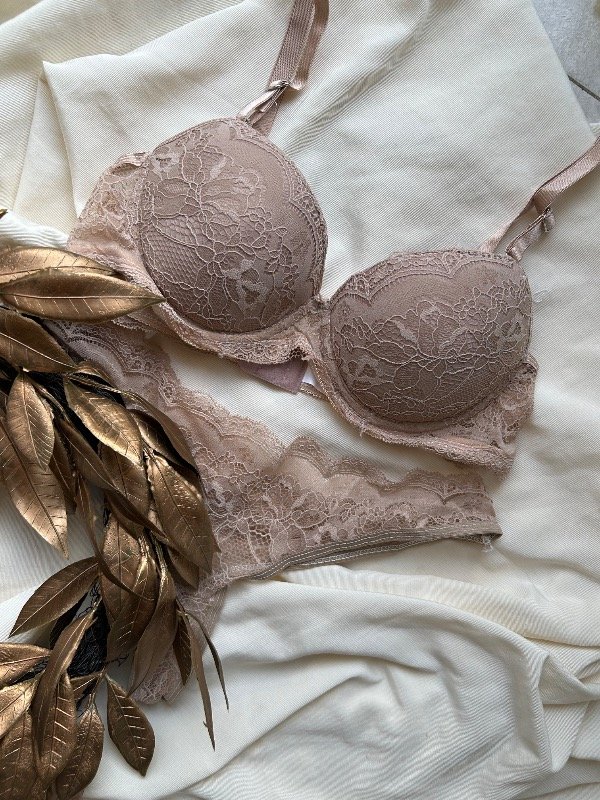 Producto - Conjunto Rosmeri Beige