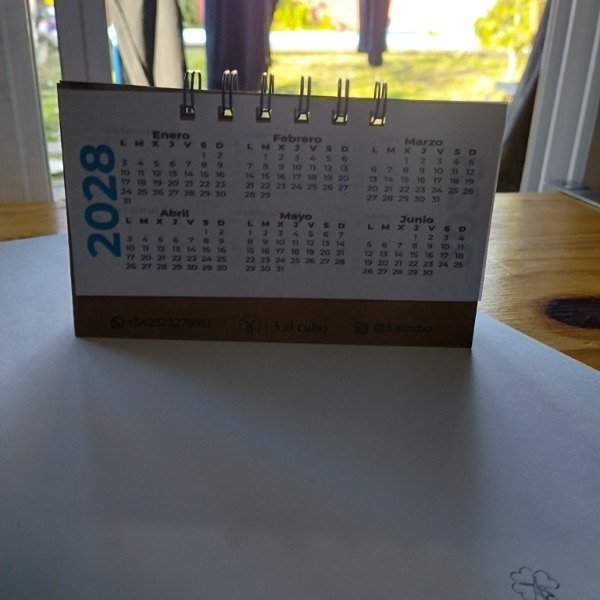 Producto - calendarios de escritorio 15x9cm personalizables - 6
