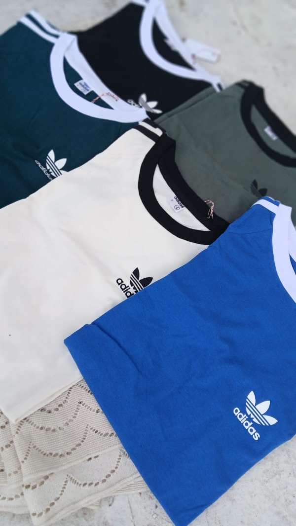 Producto - Remera Adidas Retro UNISEX