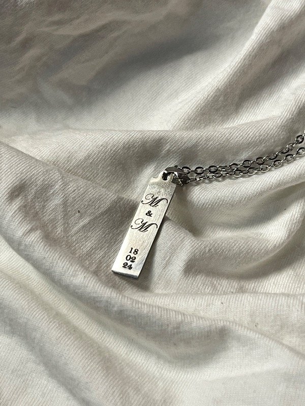 Producto - Collar Grabado: Iniciales y Fecha