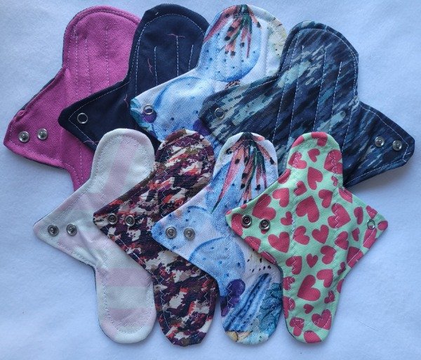 Producto - Pack 5 toallitas femeninas  + 10 protectores diarios