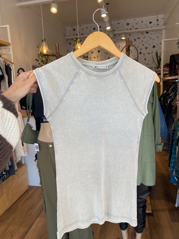 Producto - Remera lavada Zara talle XS