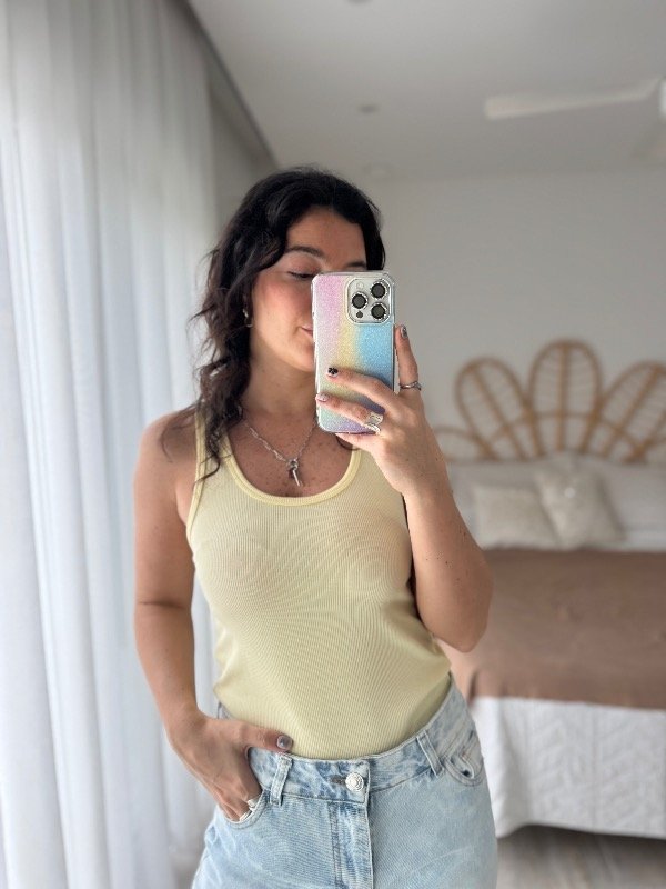 Producto - Musculosa Tokio
