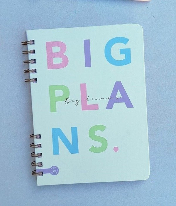 Producto - Cuaderno A5 tapa dura (más modelos en stock)