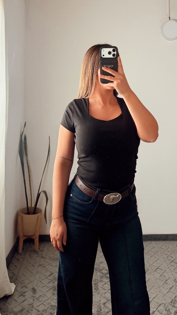 Producto - Remera escote corazón