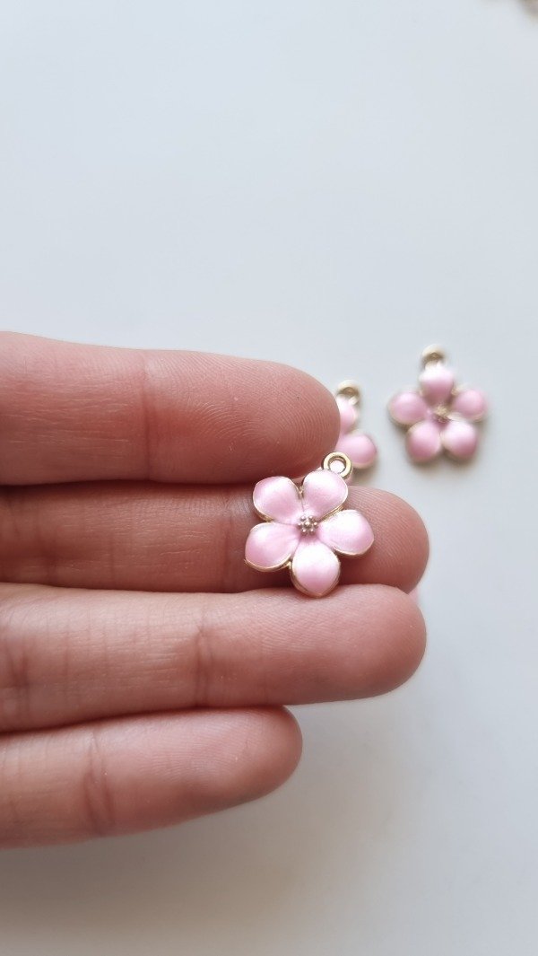 Producto - Dije Flor 19