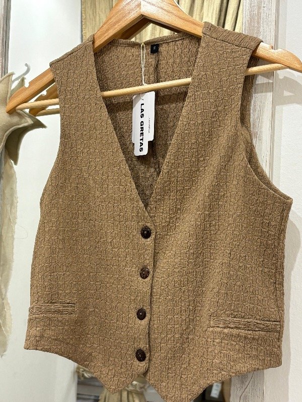 Producto - Chaleco crep chocolate