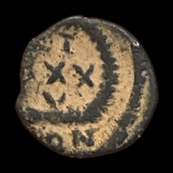 Producto - Teodosio II (423 - 425 DC) Numus. Constantinopla - VT X/X/X V