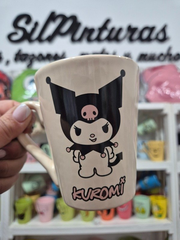 Producto - Taza cónica color Kuromi 2