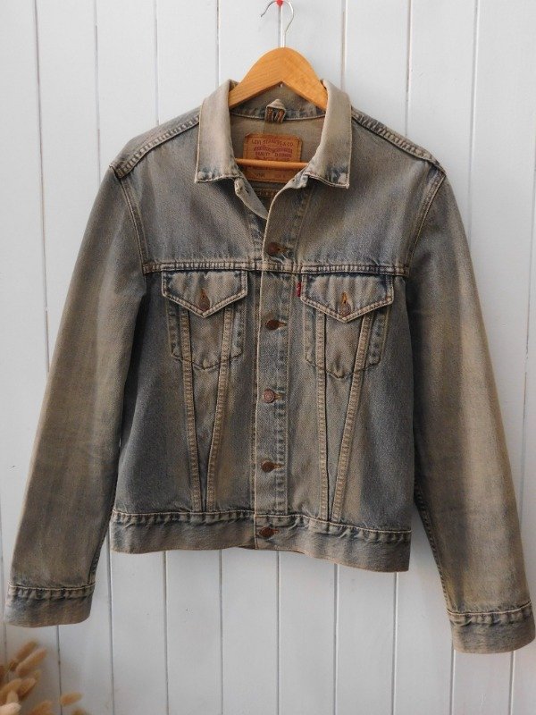 Producto - Campera Levi's