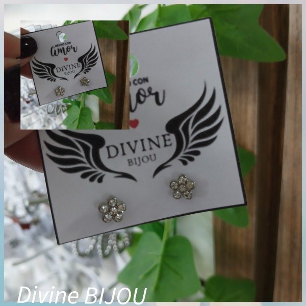 Producto - Aros flor acero cubic