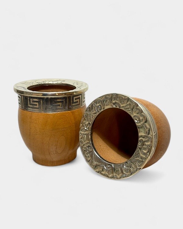 Producto - IMPERIAL DE ALGARROBO CINCELADO