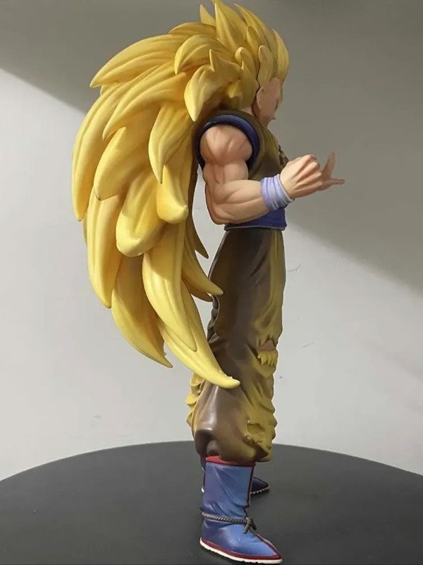 Producto - DRAGON BALL GOKU SSJ3 33CM (5543) - 5