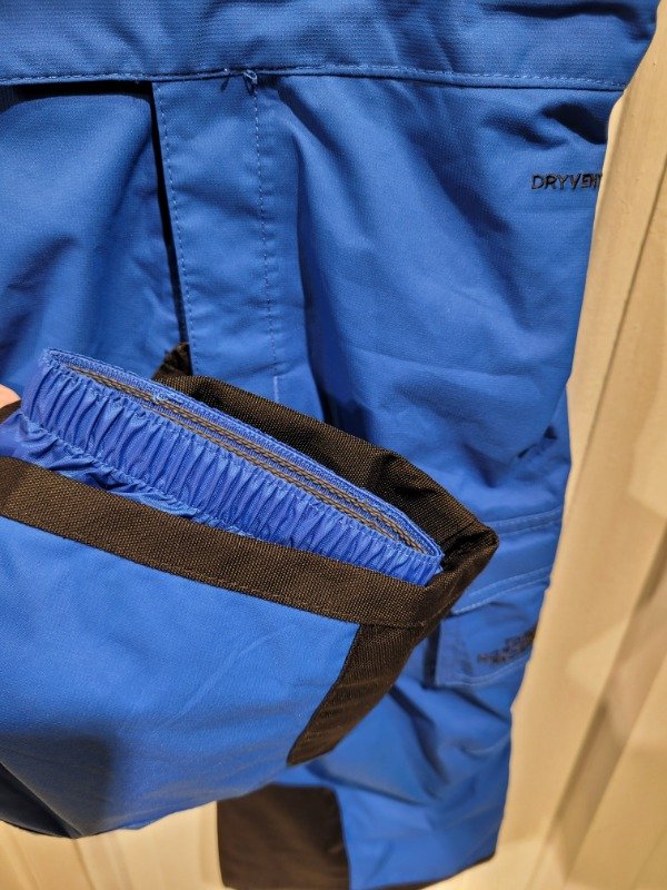 Producto - Enterito de ski THE NORTH FACE Con trampa de nieve Talle 2 años - PRECIO: 134X - 2