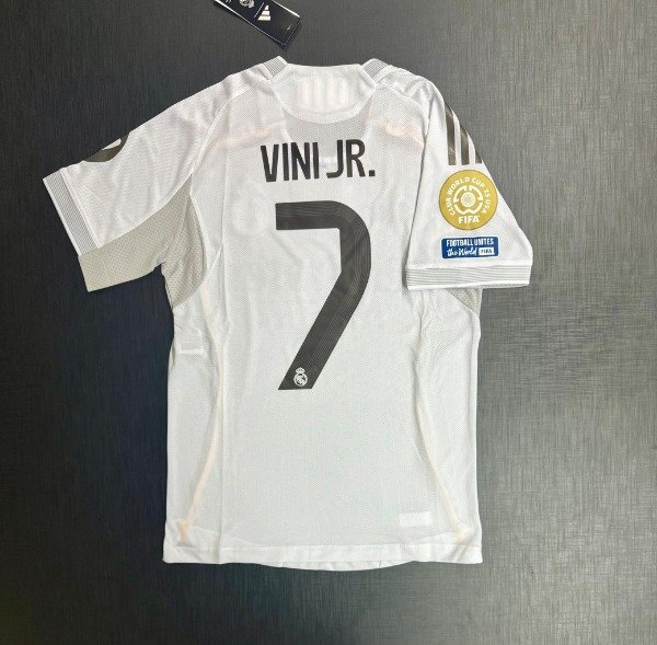 Producto - Camiseta Real Madrid Titular HEATRDRY Mundial de Clubes 2025 Vini Jr IMPORTADA