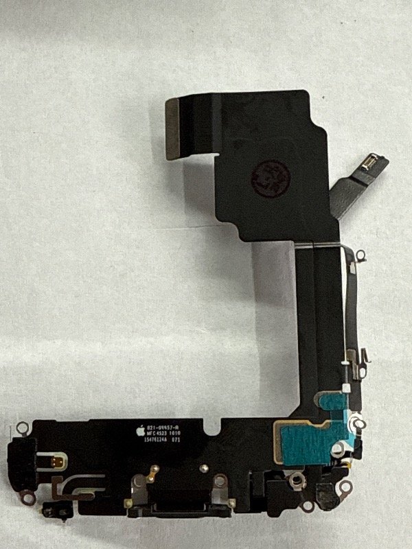 Producto - FLEX DE CARGA IPHONE 15 PRO ORIGINAL
