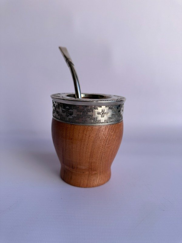 Producto - Mate imperial de algarrobo, virola de alpaca cincelada