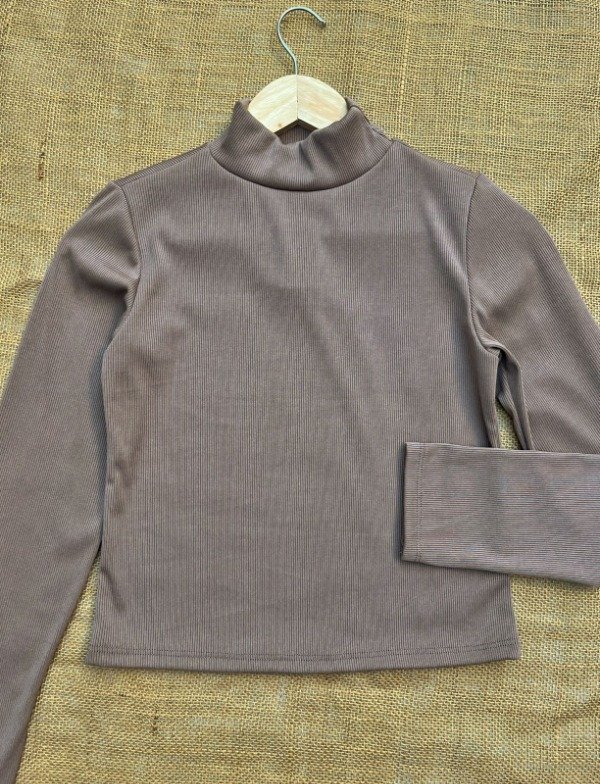 Producto - Media Polera Camel