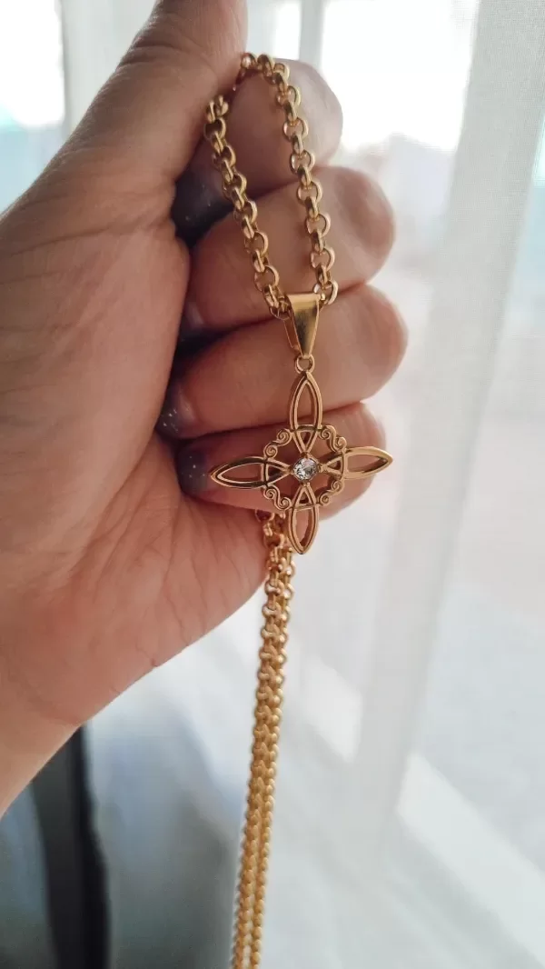 Producto - Gargantilla rolo con nudo de bruja con strass Ad