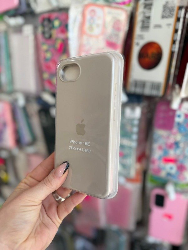 Producto - Silicone case Iphone 16e gris humo