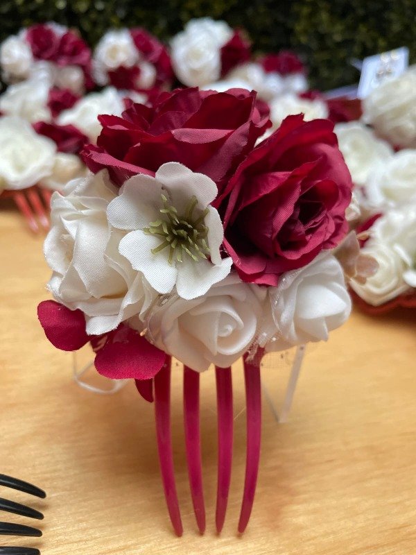 Producto - Peineta flores bordo natural