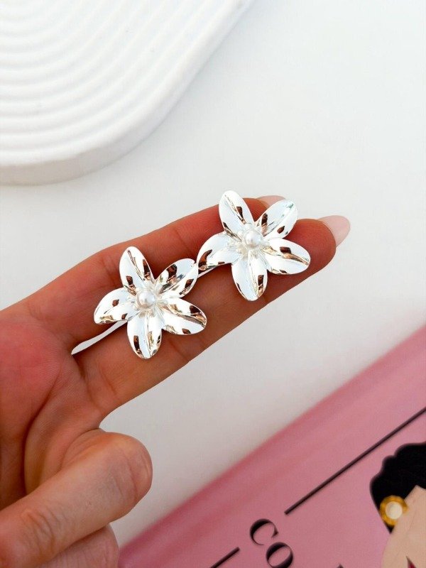 Producto - Aros Silver Pearl Flower