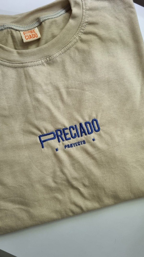 Producto - Remera Oversize Crop Etéreo Marfil