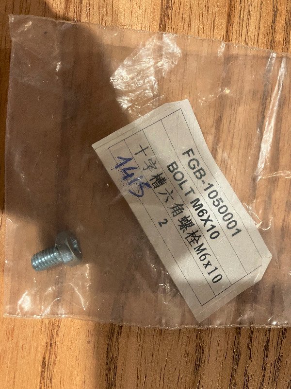 Producto - 1415 - Tornillo M6x10