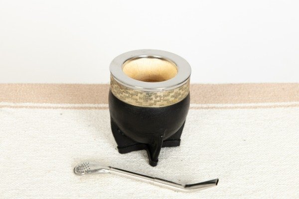 Producto - MATE IMPERIAL NEGRO DE CALABAZA CON GUARDA DE ALPACA + BOMBILLA DE REGALO