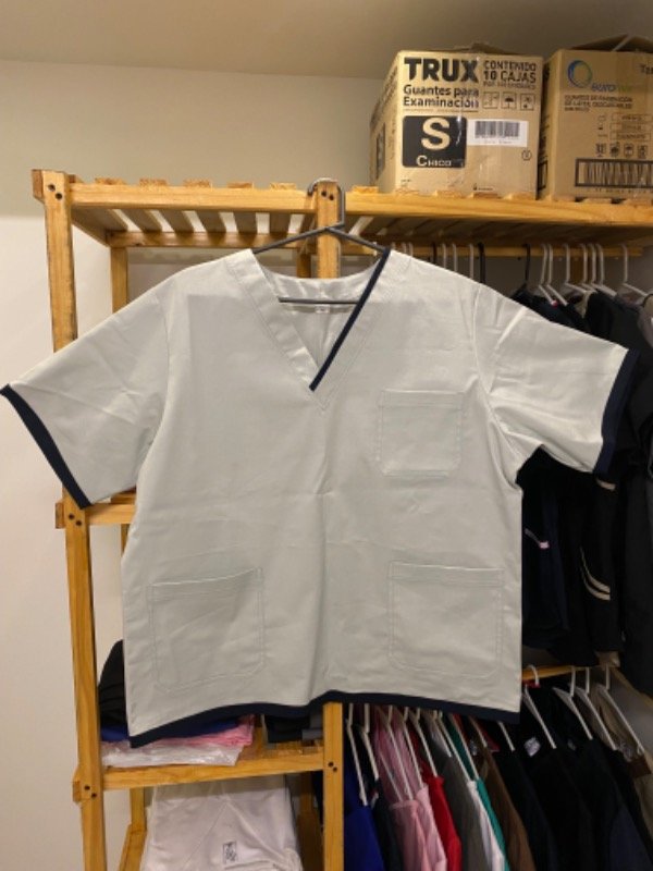 Producto - Conjunto NBS Unisex Gris con pantalón cargo