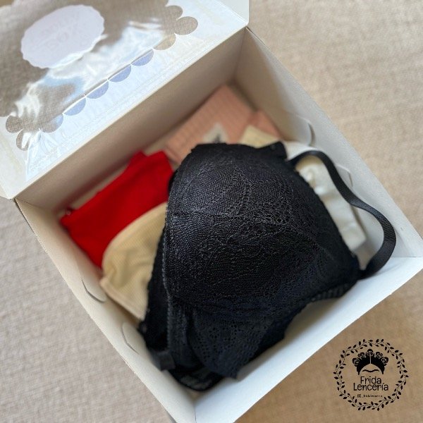 Producto - Box Fridita Triangulito encaje armado - 5