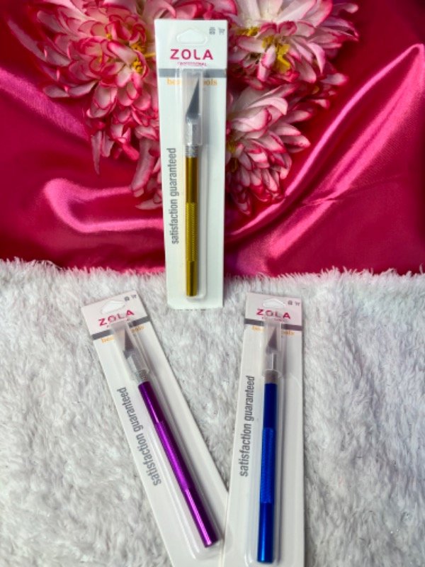 Producto - Bisturi de talla zola colores metalicos