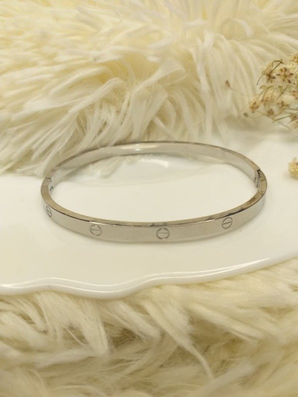 Producto - Esclava Love tipo Cartier de Acero