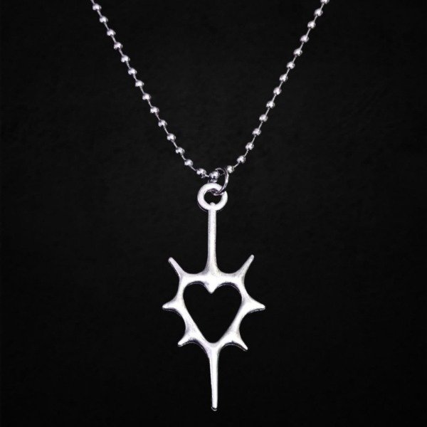 Producto - Collar Corazón con espinas