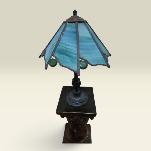 Producto - Lámpara de mesa Art Déco con pantalla estilo Tiffany - 1