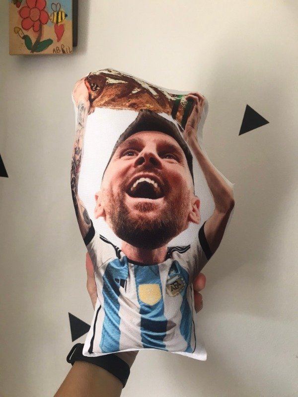 Producto - Muñeco Messi Busto copa - 0