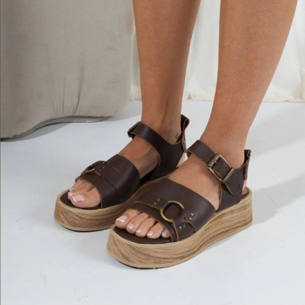 Producto - SANDALIA TIRANA CHOCOLATE