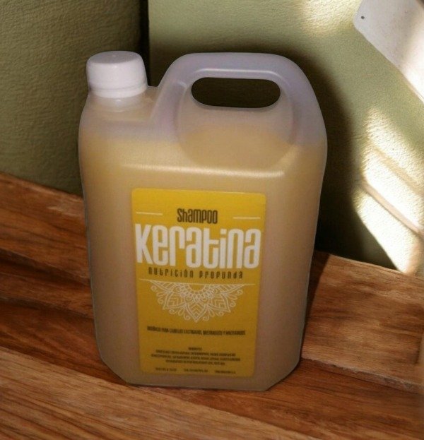 Producto - shampo keratina lan x 2 litros