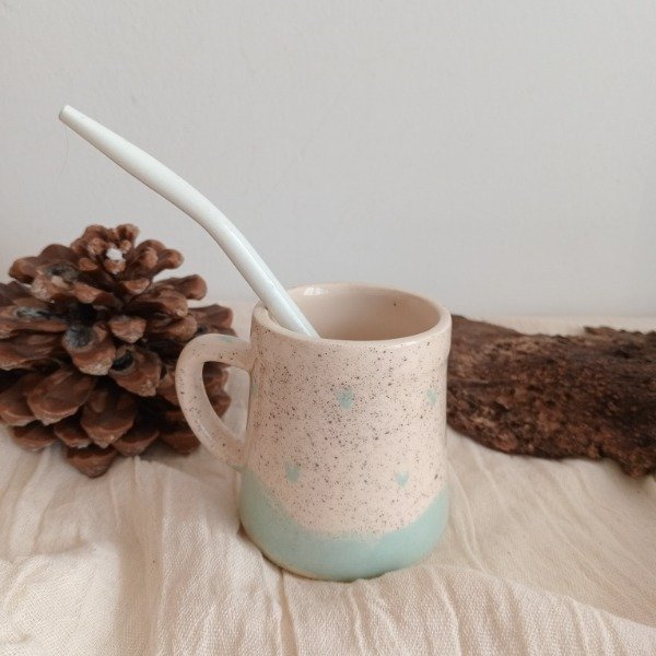 Producto - Mate con asa y corazones