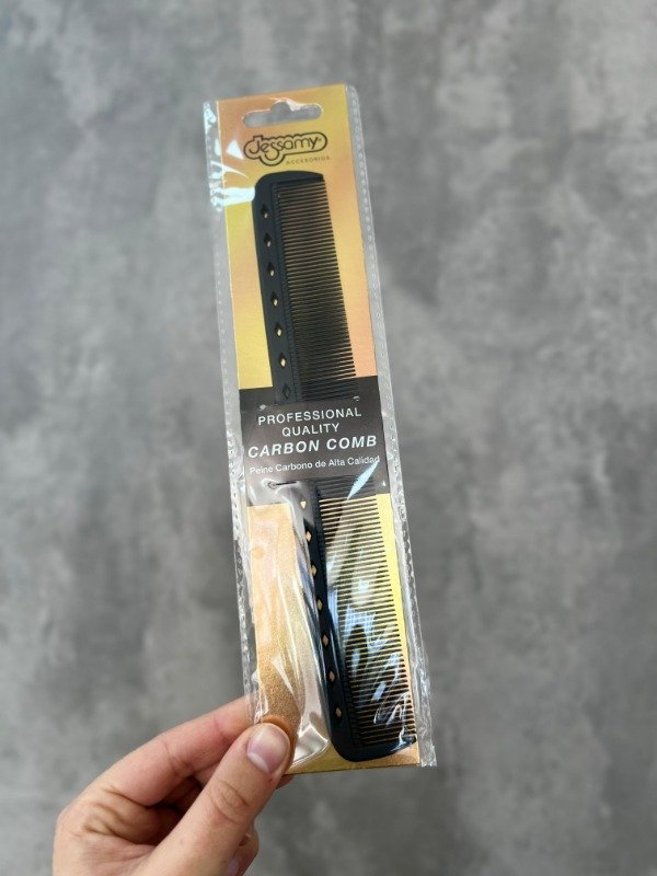 Producto - Peine carbono agujeros grande - Jessamy