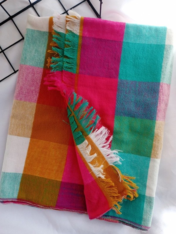 Producto - Ruanas Tela Pilu 2