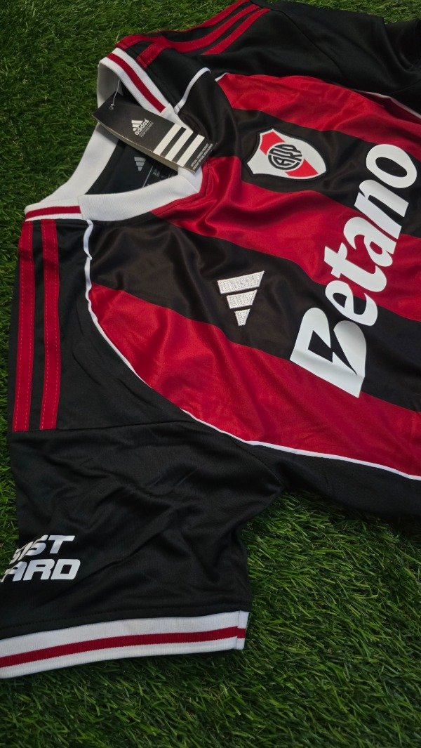 Producto - RIVER PLATE SUPLENTE 2026/27 - IMPORTADO - 4
