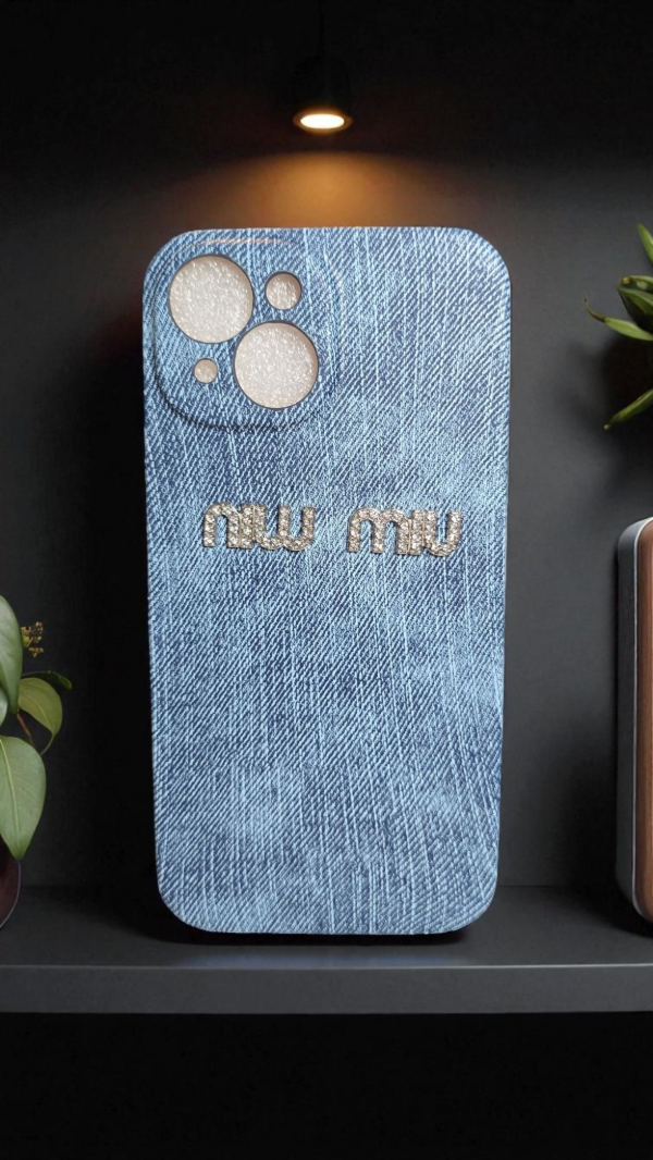 Producto - Funda iphone 15 miu miu jeans