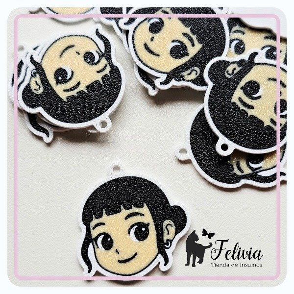 Producto - Dije Demon Hunters. Zoey