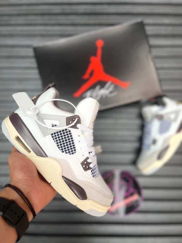 Producto - Jordan Retro 4
