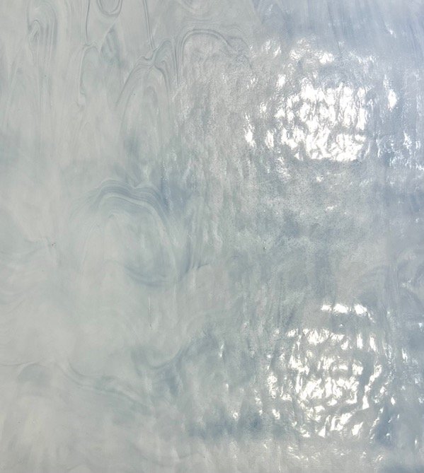 Producto - Vidrio nacional artesanal veteado celeste y blanco opal