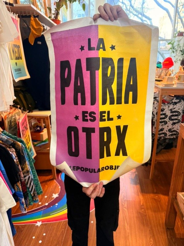Producto - Afiche - La patria es el otrx - Le popular